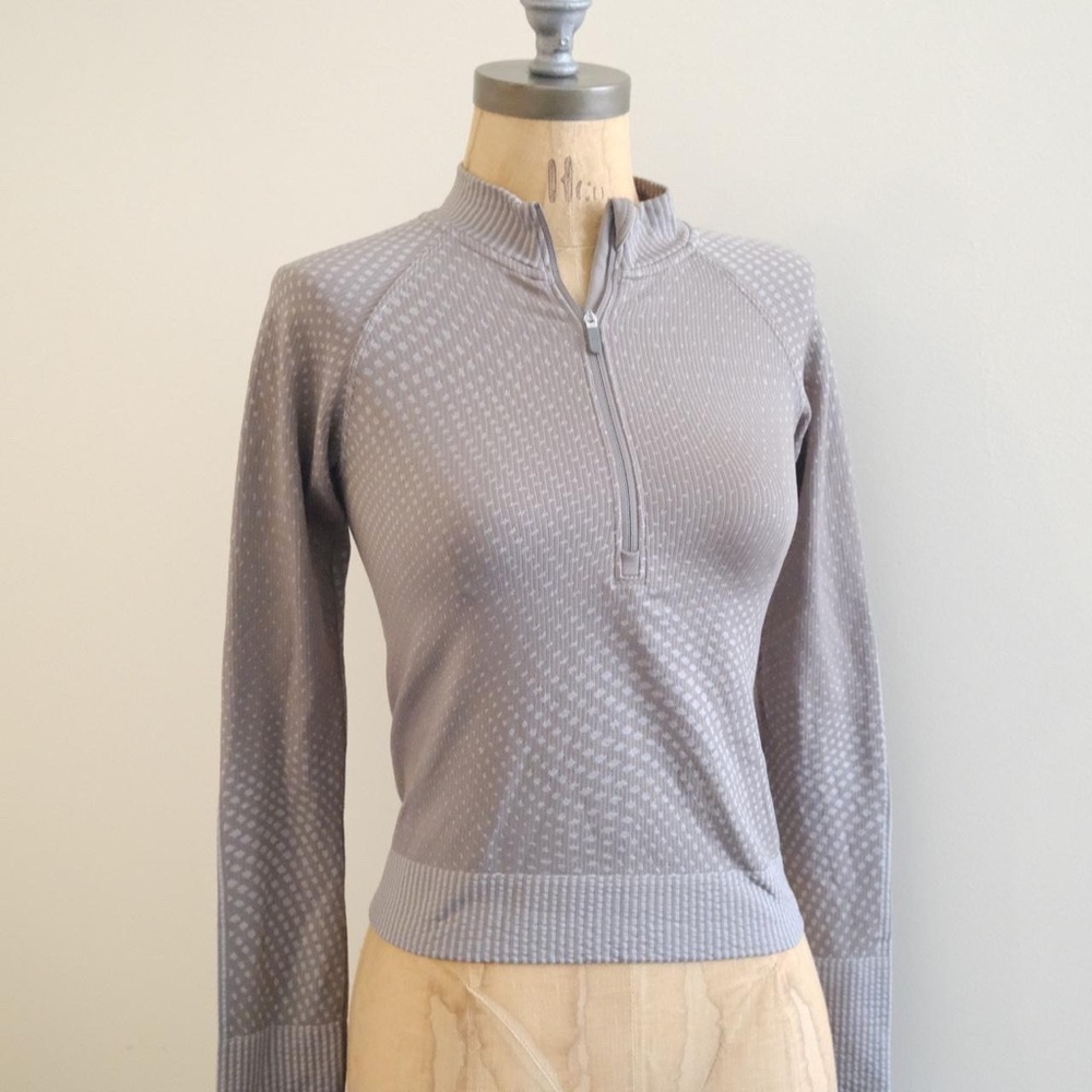 LULULEMON Cropped Half Zip Top
